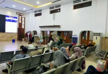 Libur Panjang, Stasiun Blitar Dipadati Penumpang Kereta Api
