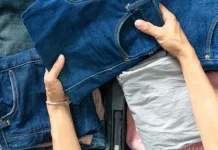 Cara Tepat Merawat Jeans agar Warna Tetap Awet