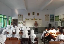 Tegakkan Disiplin sejak Dini, Polisi Masuk Sekolah
