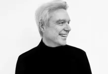 David Byrne Jadwalkan Tur Asia 2026, Singapura Jadi Pemberhentian Perdana