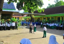 Polisi Jadi Pembina Upacara, Edukasi Anti Bullying di Sekolah