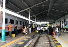 Belasan Ribu Penumpang Padati Stasiun Daop 9 Jember pada Hari Raya Iduladha 1447 H