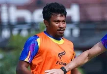 Arema FC Depak Bek Sayap, Sinyal Cuci Gudang Demi Pemain Lokal Berlabel Bintang