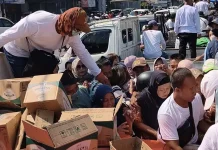 Protes Harga Anjlok, Peternak Bagikan 1 Juta Telur Ayam