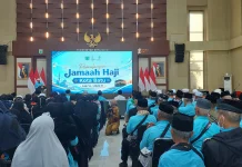 Jamaah Haji Kloter 4 Kota Batu Tiba, Disambut Haru Keluarga