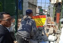 Pembangunan di Atas Sungai Jalan Semeru Dihentikan sementara
