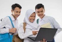 Kenali Perbedaan Kurikulum Nasional, IB, Cambridge, dan Montessori