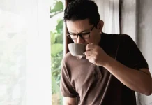 Ketahui Waktu Terbaik Minum Kopi agar Tidur Tetap Nyenyak
