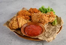 Enam Cara Membuat Ayam Tepung Tetap Renyah Seharian