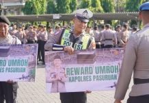 Dua Personel Polres Pasuruan Ketiban Rezeki Hadiah Umroh