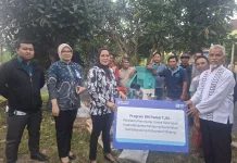 Bikin Pakan dari Ikan Hama, KUBE Kerapung Sumberpucung Terima Mesin Produksi Pelet