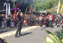 Kirab Banteng 1 Suro Empu Supo XVIII Meriahkan Songgoriti