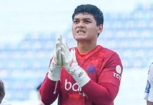 Arema FC Pertahankan Adi Satryo dan Gianluca