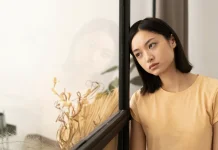 Kebiasaan yang Sering Membuat Introvert Tidak Nyaman