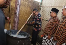 Wali Kota Batu Ajak Warga Lestarikan Tradisi Njenang Suro