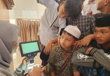 Ratusan Santri Jember Belajar Kelola Sampah dan Buat Eco Enzyme