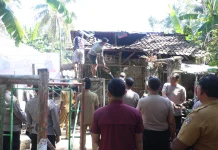 Polda Banten Bedah Rumah, Revitalisasi 107 Jembatan, dan Salurkan 10 Ton Beras