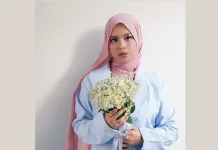 "Setengah Hadir", Curahan Hati Tentang Menunggu Kepastian