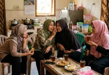 Hindari Gibah jika Takut Siksa Neraka