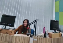 Dibalik Keceriaan, Tersimpan Ketegaran Seorang Penyiar RRI