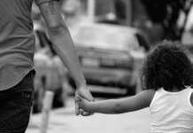 Fenomena Fatherless Jadi Tantangan Pengasuhan di Indonesia