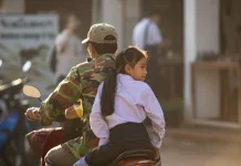 Ayah Antar Anak ke Sekolah, Bangun Karakter lewat Momen Sederhana