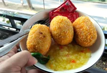 Bosan Croissant? Kroket Kentang Ini Bisa Jadi Pilihan Baru Teman Ngopi