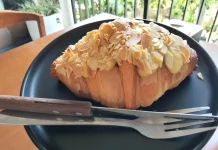Almond Croissant Jadi Tren Pastry, Ini Perbedaannya dengan Croissant Klasik