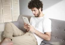 Screen Time Berlebih, Tingkatkan Risiko Penyakit Jantung