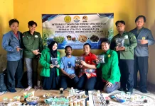 Briket Limbah Bonggol Jagung Dongkrak Produktivitas Petani di Desa Patalan
