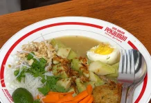 Soto Banjar Pekauman Tawarkan Cita Rasa Khas Kalimantan di Malang
