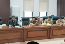 Warga Kelurahan Dermo Datangi Kantor DPRD Kabupaten Pasuruan