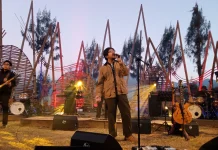 Bilal Indrajaya Hipnotis Penonton di BRI Jazz Gunung Bromo 2026