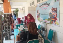 Gebyar Kejar Imunisasi Peringati Hari Anak Nasional di Puskesmas Polowijen