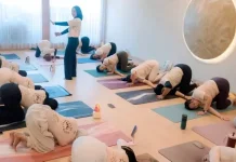 Yoga atau Pilates di 1st Anniversary HET Studio Malang, Serupa namun Tak Sama