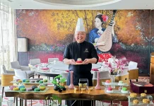 VASA Hotel Surabaya Hadirkan Mooncake 2026 “The Royal Fengxian”