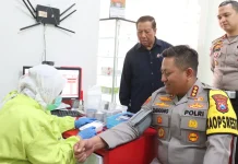 Kapolresta Malang Ajak 50 Personel Donor Darah untuk Kemanusiaan
