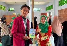 Susun Modul Perilaku Anak, KKN UMM Wariskan untuk Guru di Sukolilo