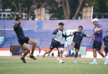 Arema FC Latihan Bersama Deltras Digelar Tertutup