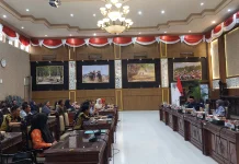 DPRD Probolinggo Minta Sekolah Perketat Pengawasan PKL Siswa