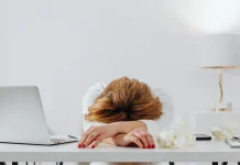 Tips Kenali Tanda Burnout di Tempat Kerja