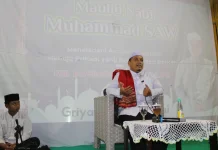 Warga Griya Buring Permai Kota Malang Semarakkan Maulid Nabi 1448 H