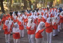 FST ITSK Soepraoen Gelar Kampus Mengabdi di Kiduldalem, Berikan Layanan Kesehatan