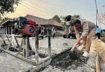 Pemkab Pasuruan Perbaiki Jalan Keungbanteng - Wonokerto