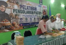 Pelatihan Pastry di Penanggungan Perkuat UMKM dan Tambah Pendapatan Warga