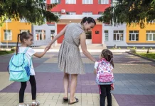 Peran Orang Tua Penting Siapkan Anak Masuk Sekolah
