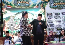 Kreativitas Warga Pandanajeng Tumpang Kabupaten Malang Warnai Bersih Desa