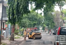 Dikeluhkan Warga, Dinas PUPR Kota Probolinggo Lakukan Tambal Sulam