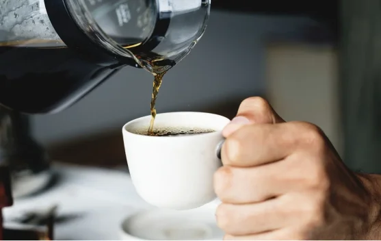 Minum Kopi saat Sahur Boleh, Asal Diimbangi Air