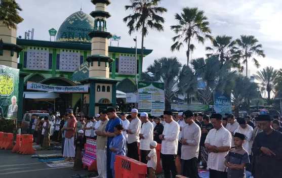 Panitia Bukber Ramadan Masjid Agung Annur Kota Batu Layani 25 Ribu Porsi Gratis